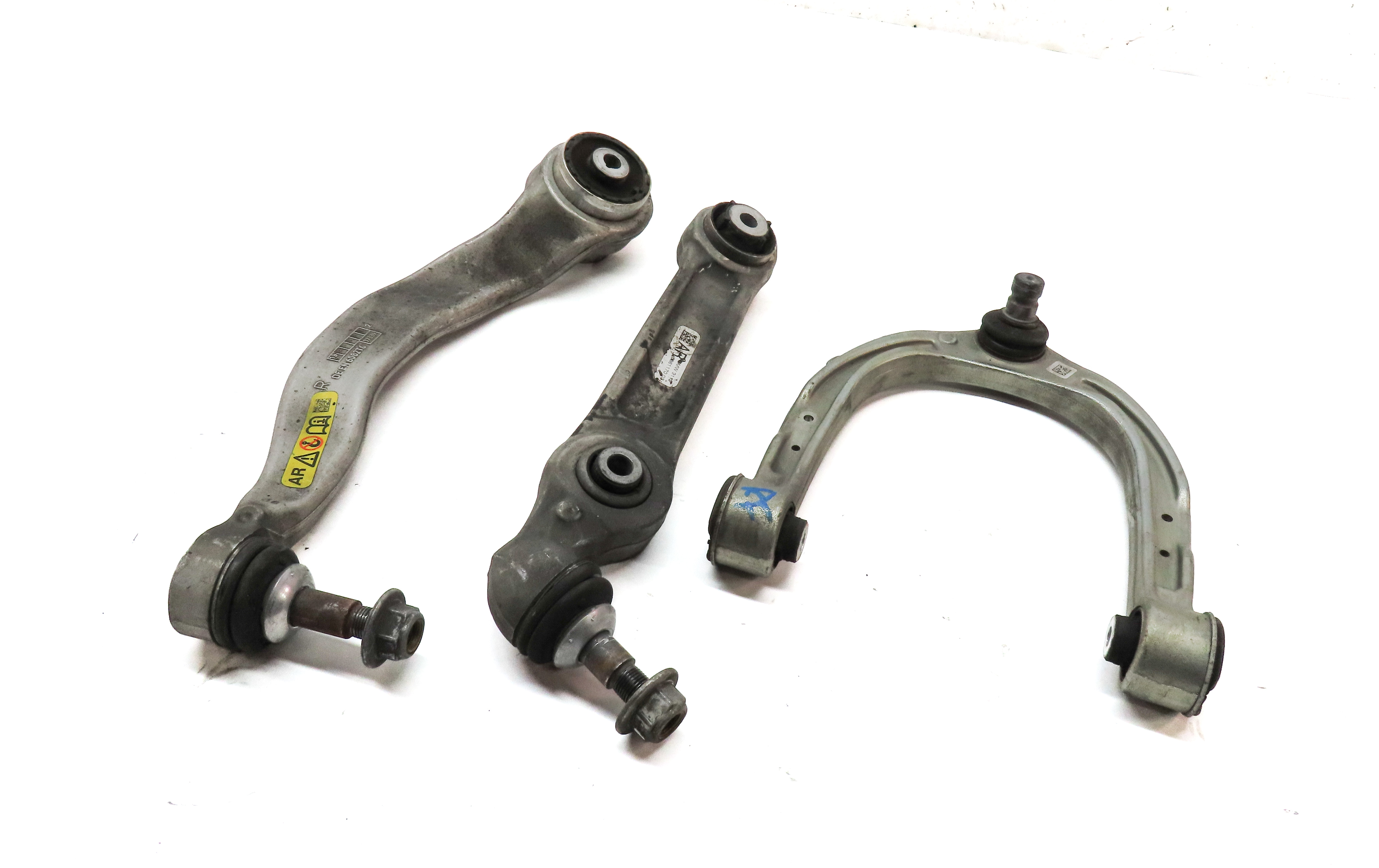 2016-2021 BMW 740i 750i (G11) FRONT RIGHT PASSENGER CONTROL ARM SET 3 (RWD) — exact item pictured